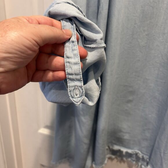 Hester & Orchard Tencel Chambray Button Up Asymmetrical Raw Hem‎ Shirt Sz 2X - Picture 7 of 9